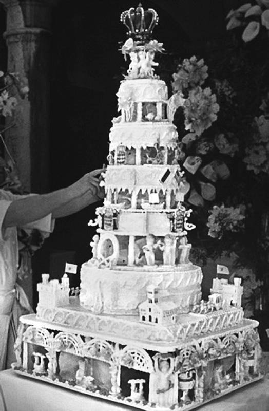 Иллюстрация к книге — Грейс Келли. Как стать принцессой… [i_075.jpg]