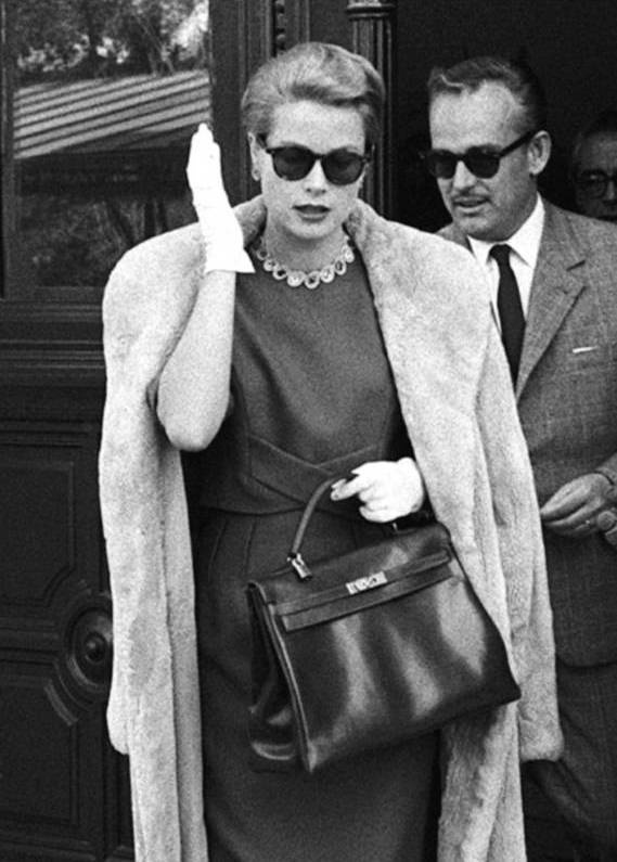 Иллюстрация к книге — Грейс Келли. Как стать принцессой… [i_085.jpg]