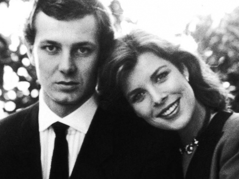 Иллюстрация к книге — Грейс Келли. Как стать принцессой… [i_123.jpg]