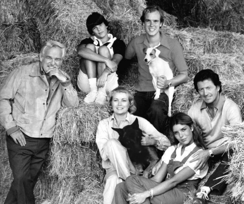 Иллюстрация к книге — Грейс Келли. Как стать принцессой… [i_124.jpg]