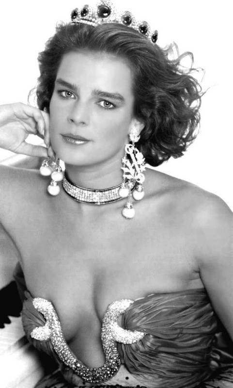 Иллюстрация к книге — Грейс Келли. Как стать принцессой… [i_132.jpg]