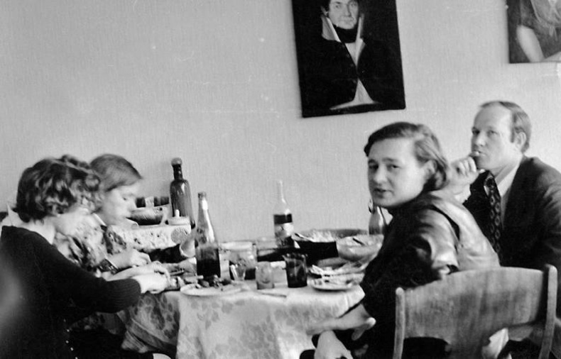 Иллюстрация к книге — Мои пригорки, ручейки. Воспоминания актрисы [i_029.jpg]