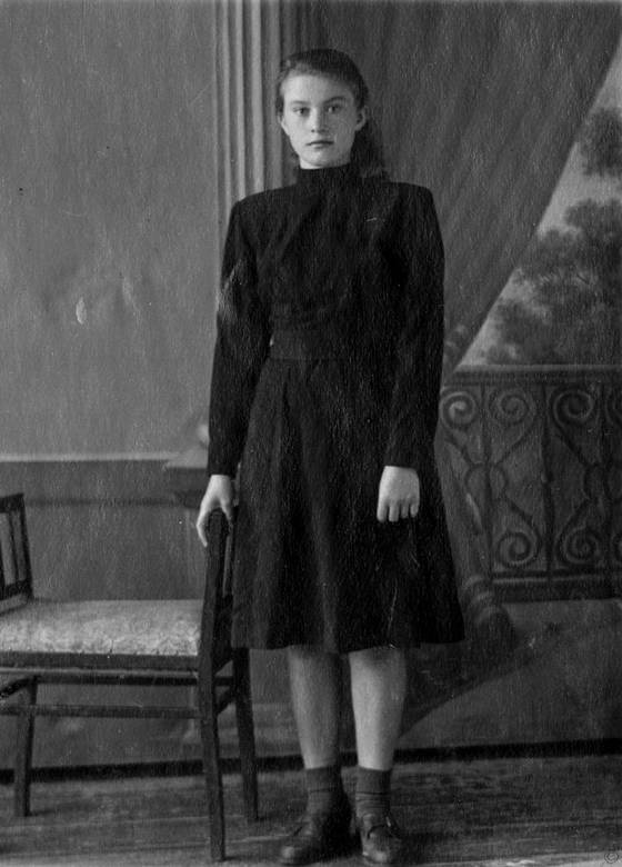 Иллюстрация к книге — Мои пригорки, ручейки. Воспоминания актрисы [i_065.jpg]