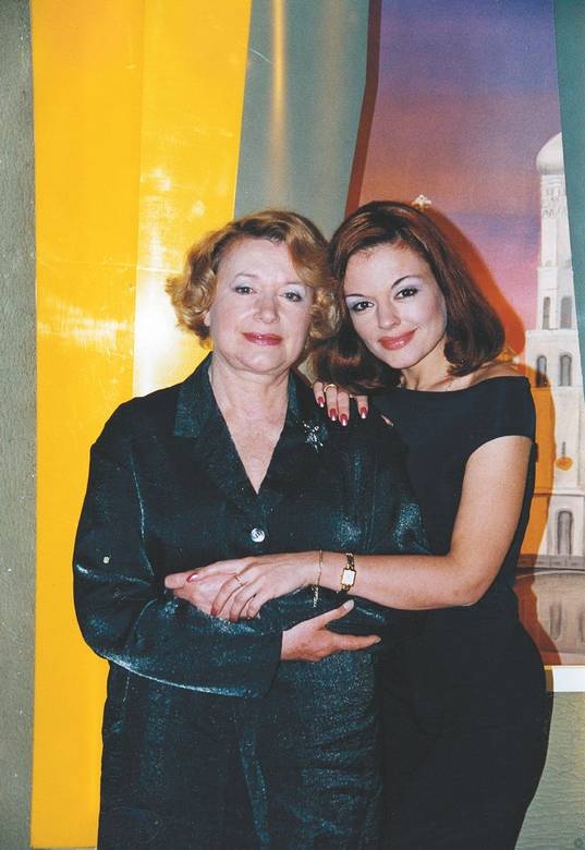 Иллюстрация к книге — Мои пригорки, ручейки. Воспоминания актрисы [i_111.jpg]