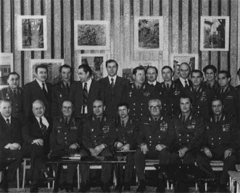 Иллюстрация к книге — Григорьев. Повесть о ракетчике [i_027.jpg]