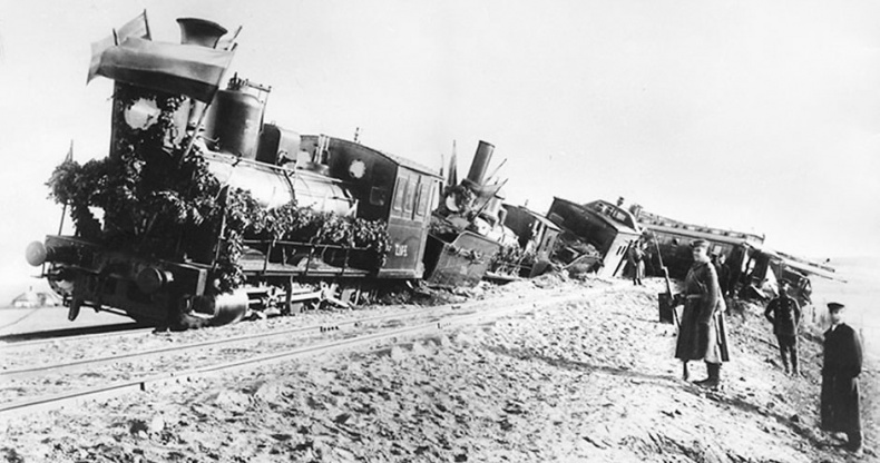 Иллюстрация к книге — Врачи двора его Императорского величества, или Как лечили царскую семью [_199.jpg]