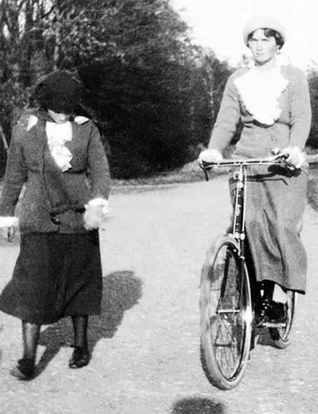 Иллюстрация к книге — Врачи двора его Императорского величества, или Как лечили царскую семью [_459.jpg]