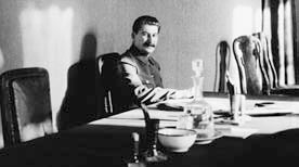 Иллюстрация к книге — Лаврентий Берия. Оболганный Герой Советского Союза [i_012.jpg]