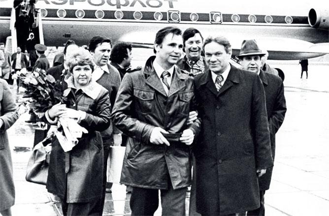 Иллюстрация к книге — Виктор Тихонов. Жизнь во имя хоккея [_59.jpg]