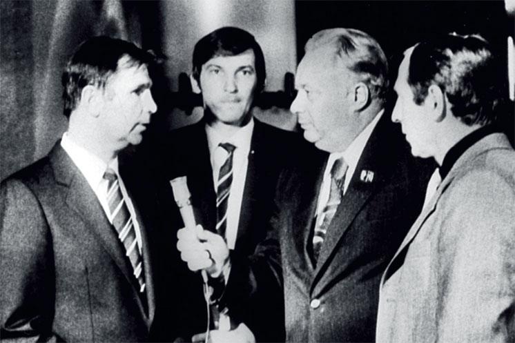 Иллюстрация к книге — Виктор Тихонов. Жизнь во имя хоккея [_71.jpg]