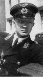 Иллюстрация к книге — Хрущев [i_023.jpg]