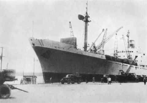 Иллюстрация к книге — Хрущев [i_073.jpg]