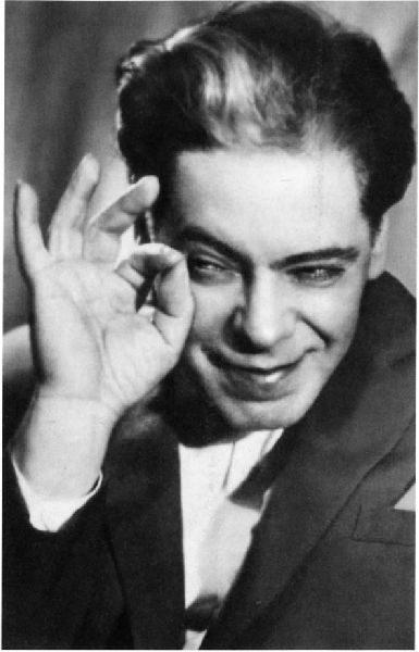 Иллюстрация к книге — Аркадий Райкин [i_029.jpg]