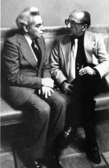 Иллюстрация к книге — Аркадий Райкин [i_067.jpg]