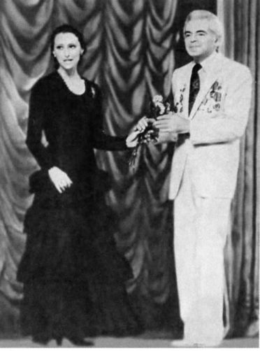 Иллюстрация к книге — Аркадий Райкин [i_085.jpg]