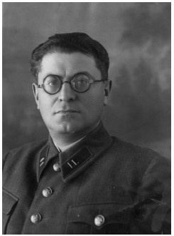 Иллюстрация к книге — Щит и меч Советского Союза [i_004.jpg]