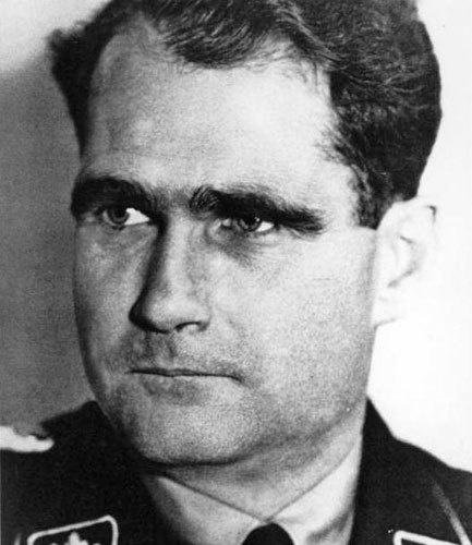 Иллюстрация к книге — Последняя миссия Гитлера [i_019.jpg]