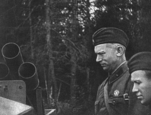 Иллюстрация к книге — Фадеев [i_041.jpg]