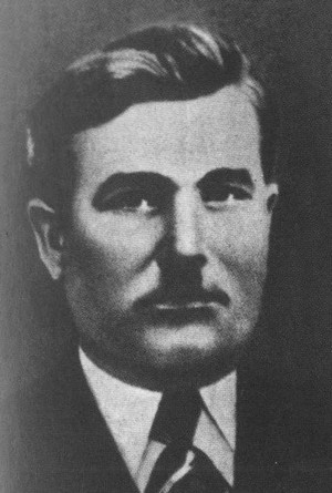 Иллюстрация к книге — Фадеев [i_044.jpg]