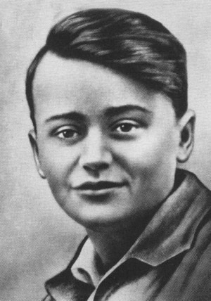 Иллюстрация к книге — Фадеев [i_045.jpg]