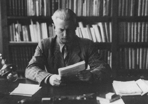 Иллюстрация к книге — Фадеев [i_053.jpg]