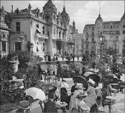 Иллюстрация к книге — Матильда Кшесинская и любовные драмы русских балерин [i_024.jpg]