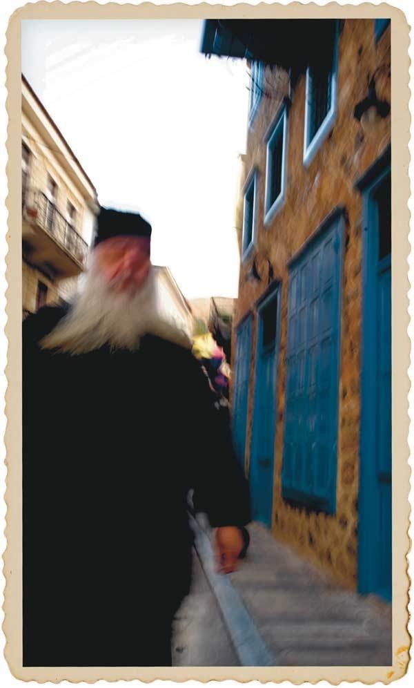 Иллюстрация к книге — Путешествие за счастьем. Почтовые открытки из Греции [i_009.jpg]