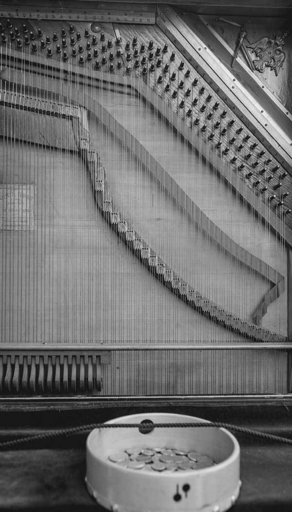 Иллюстрация к книге — Путешествие за счастьем. Почтовые открытки из Греции [i_082.jpg]