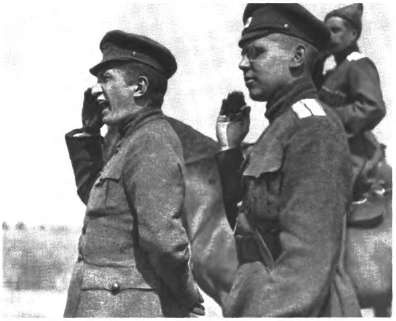 Иллюстрация к книге — Керенский [i_040.jpg]