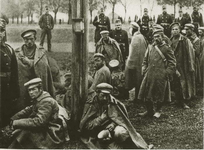 Иллюстрация к книге — Корнилов [i_028.jpg]