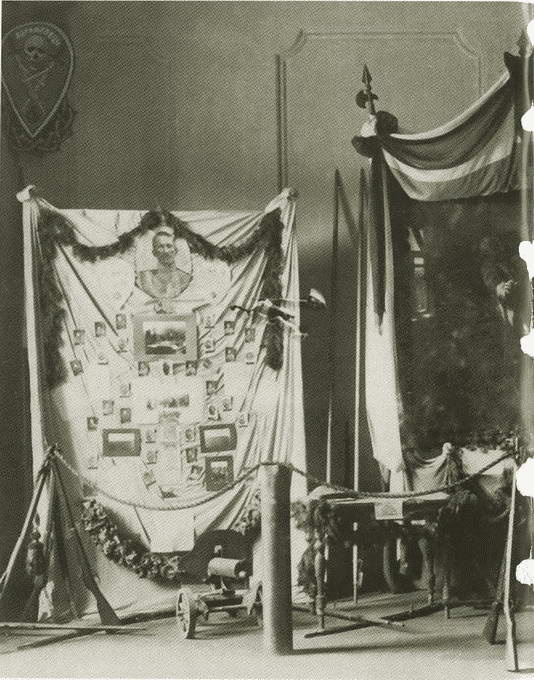 Иллюстрация к книге — Корнилов [i_078.jpg]