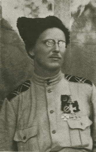 Иллюстрация к книге — Корнилов [i_085.jpg]