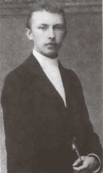 Иллюстрация к книге — Аденауэр. Отец новой Германии [i_006.jpg]