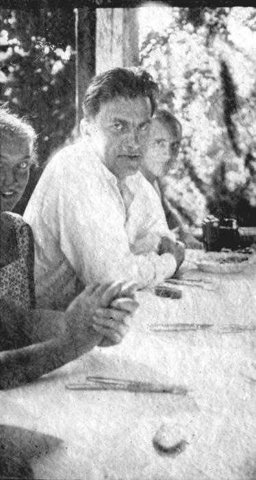 Иллюстрация к книге — Промельк Беллы. Романтическая хроника [vkl06.jpg]