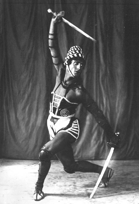 Иллюстрация к книге — Промельк Беллы. Романтическая хроника [vkl20.jpg]