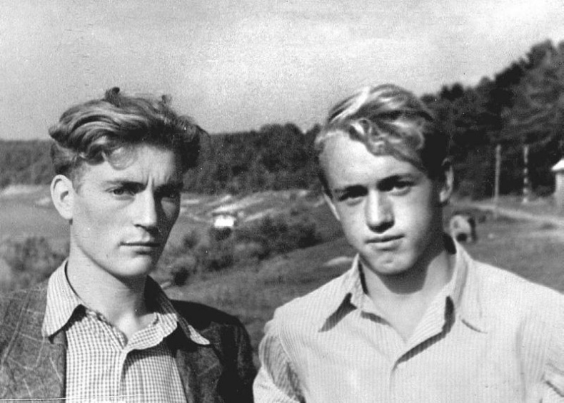 Иллюстрация к книге — Промельк Беллы. Романтическая хроника [vkl26_2.jpg]