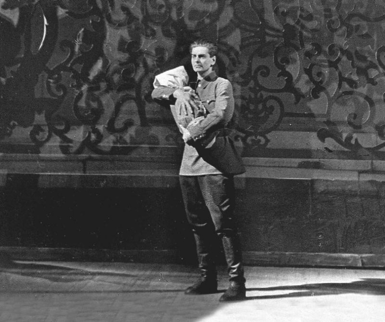 Иллюстрация к книге — Промельк Беллы. Романтическая хроника [vkl87.jpg]