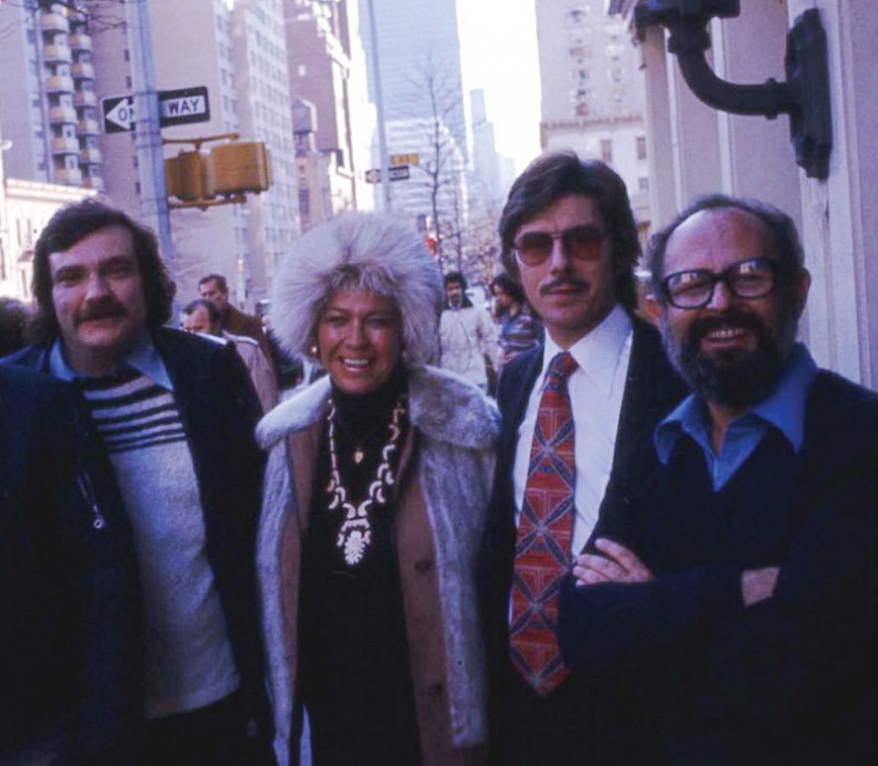 Иллюстрация к книге — Rolling Stones. Взгляд изнутри [i_037.jpg]