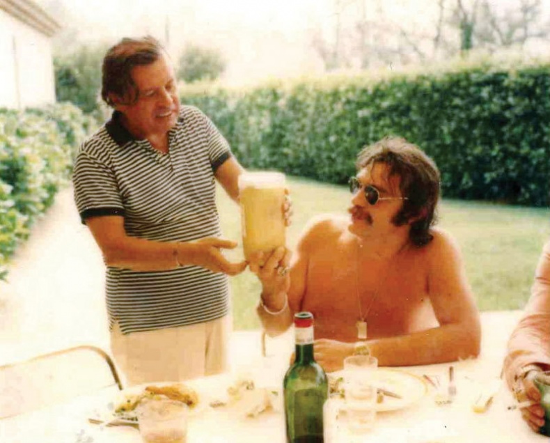 Иллюстрация к книге — Rolling Stones. Взгляд изнутри [i_094.jpg]