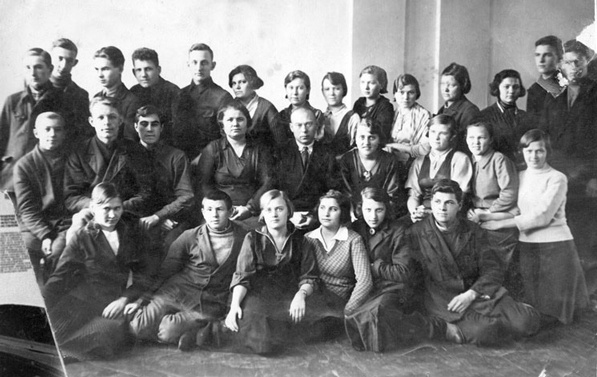 Иллюстрация к книге — Как было на самом деле. Каждая история желает быть рассказанной [i_077.jpg]