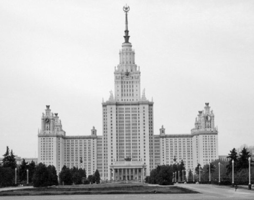 Иллюстрация к книге — Как было на самом деле. Каждая история желает быть рассказанной [i_243.jpg]