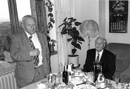 Иллюстрация к книге — Как было на самом деле. Каждая история желает быть рассказанной [i_259.jpg]