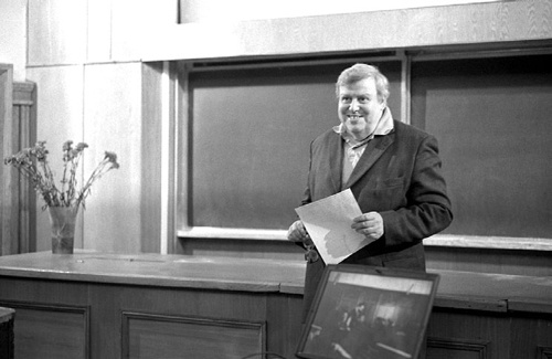 Иллюстрация к книге — Как было на самом деле. Каждая история желает быть рассказанной [i_294.jpg]