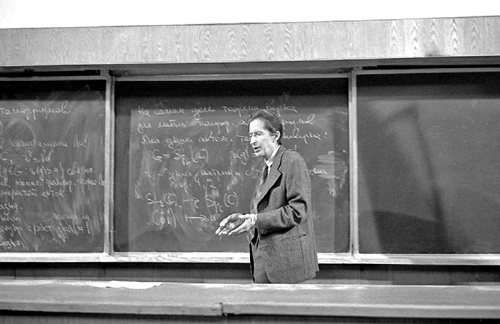 Иллюстрация к книге — Как было на самом деле. Каждая история желает быть рассказанной [i_296.jpg]