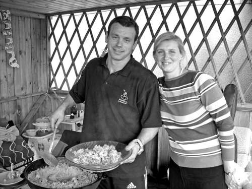 Иллюстрация к книге — Как было на самом деле. Каждая история желает быть рассказанной [i_330.jpg]