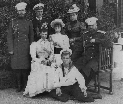 Иллюстрация к книге — Николай II [i_018.jpg]