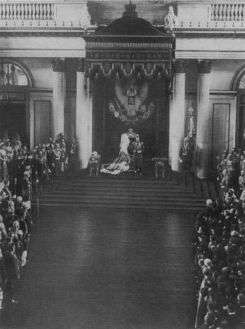 Иллюстрация к книге — Николай II [i_052.jpg]