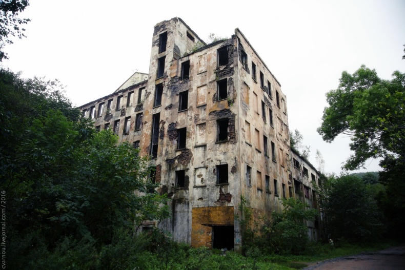 Иллюстрация к книге — Дар Павшего. Восход Черного солнца [_11.jpg]