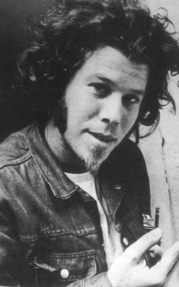 Иллюстрация к книге — Множество жизней Тома Уэйтса [img_1.jpg]