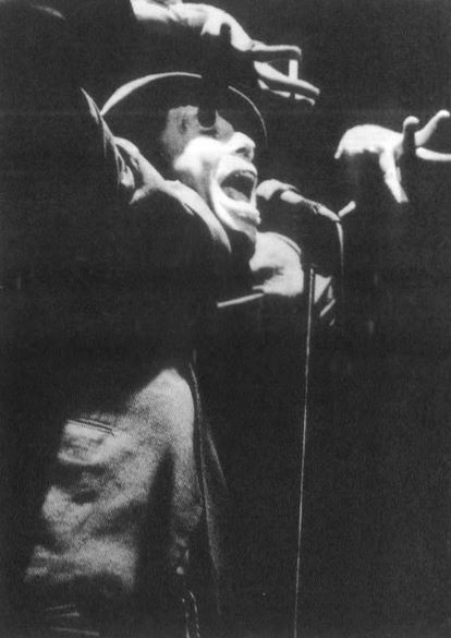 Иллюстрация к книге — Множество жизней Тома Уэйтса [img_15.jpg]